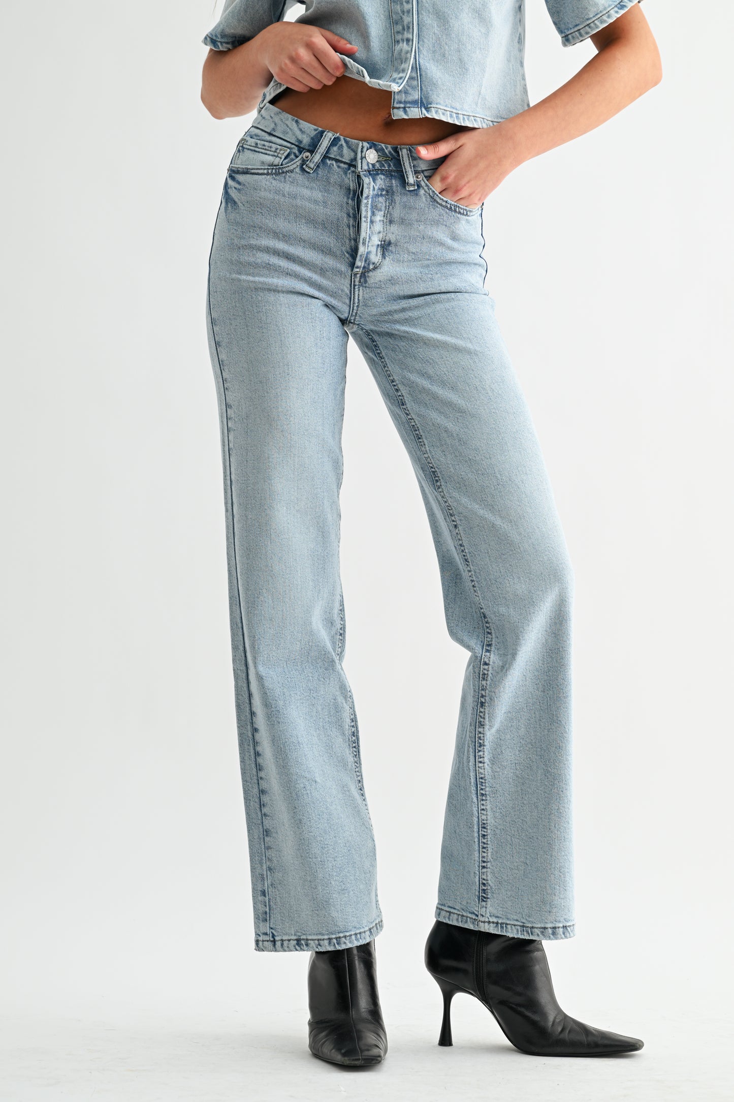 High Rise Hidden Waistband Straight