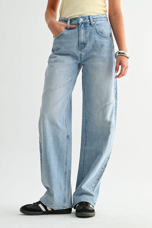 The Arc Curve Pant